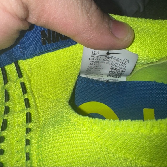 Nike React Phantom Run FK Flyknit 2 Volt Green  DM7603-700 Men's Size 11.5 - Picture 8 of 8